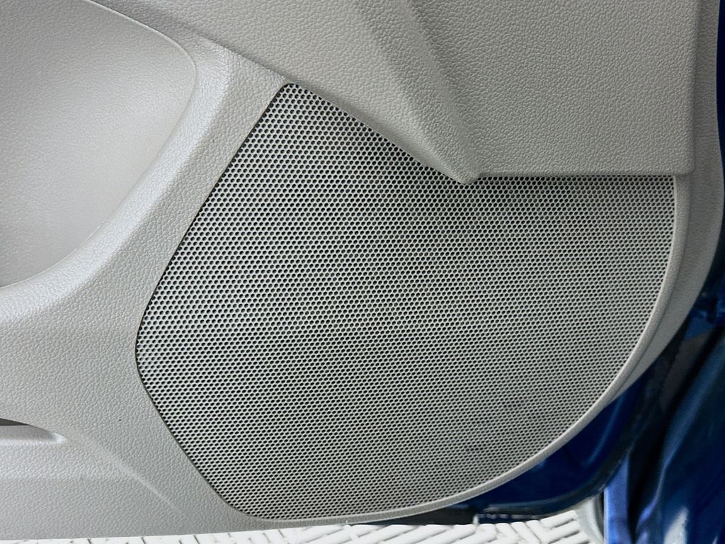 Thumbnail: 2012 Honda Civic - 17