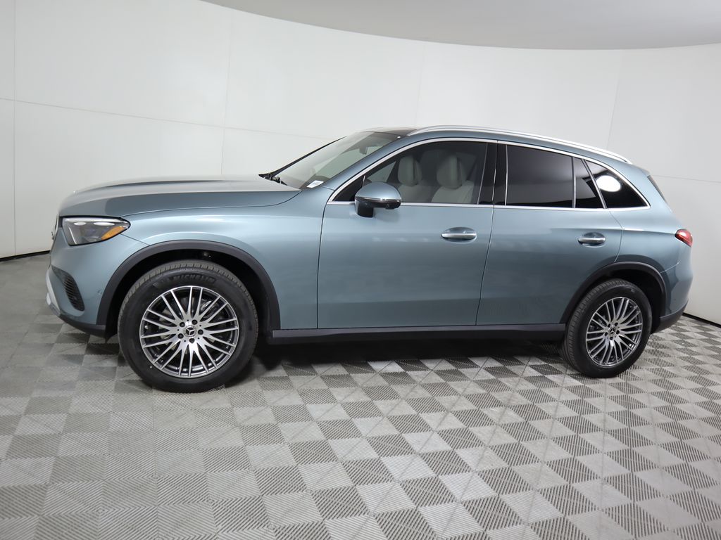 Thumbnail: 2026 Mercedes-Benz GLC - 8