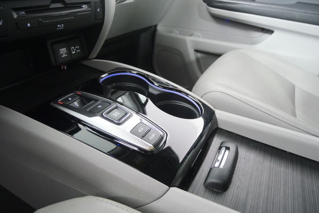 Thumbnail: 2022 Honda Pilot - 18