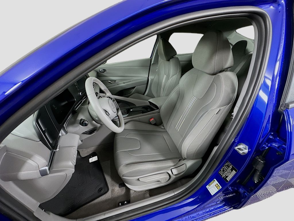 Thumbnail: 2026 Hyundai Elantra - 15