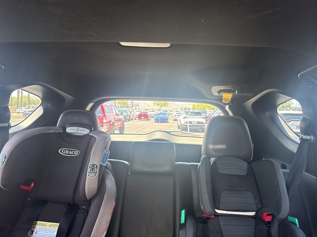 2017 Toyota RAV4 SE 4