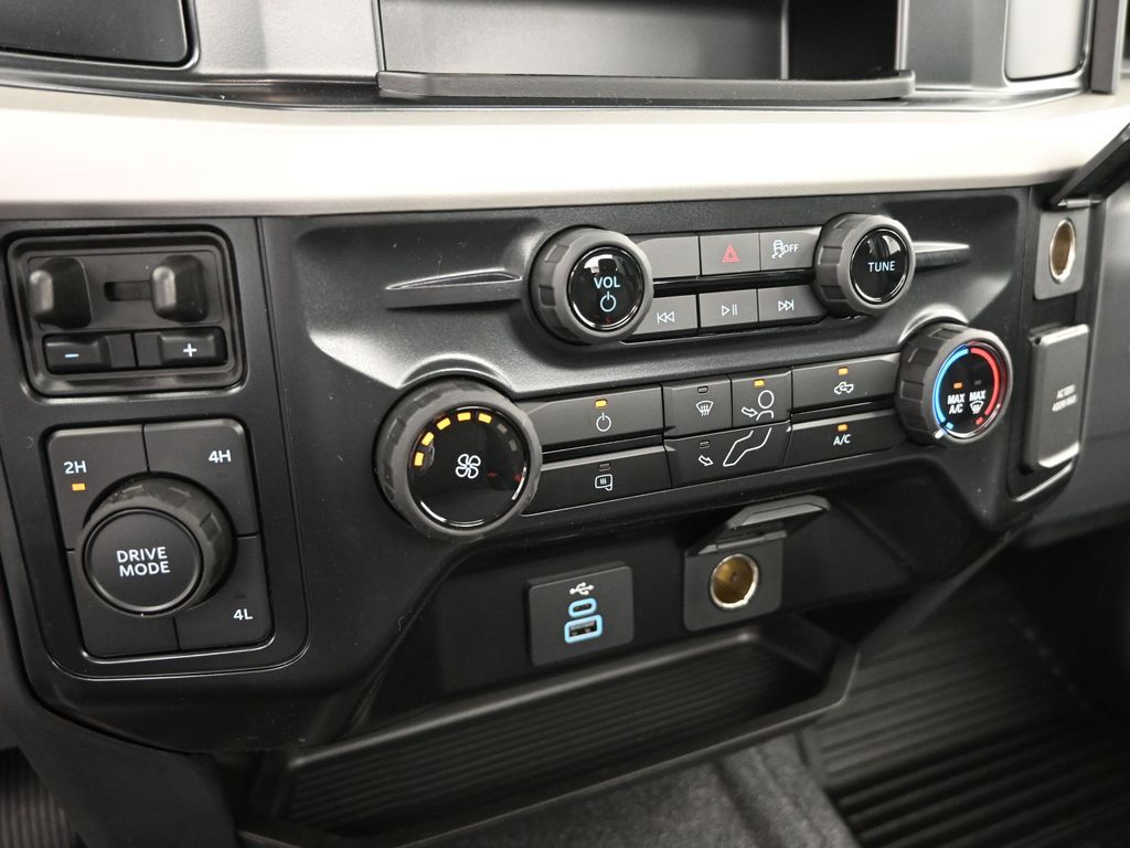 2025 Ford F-250 Super Duty XLT