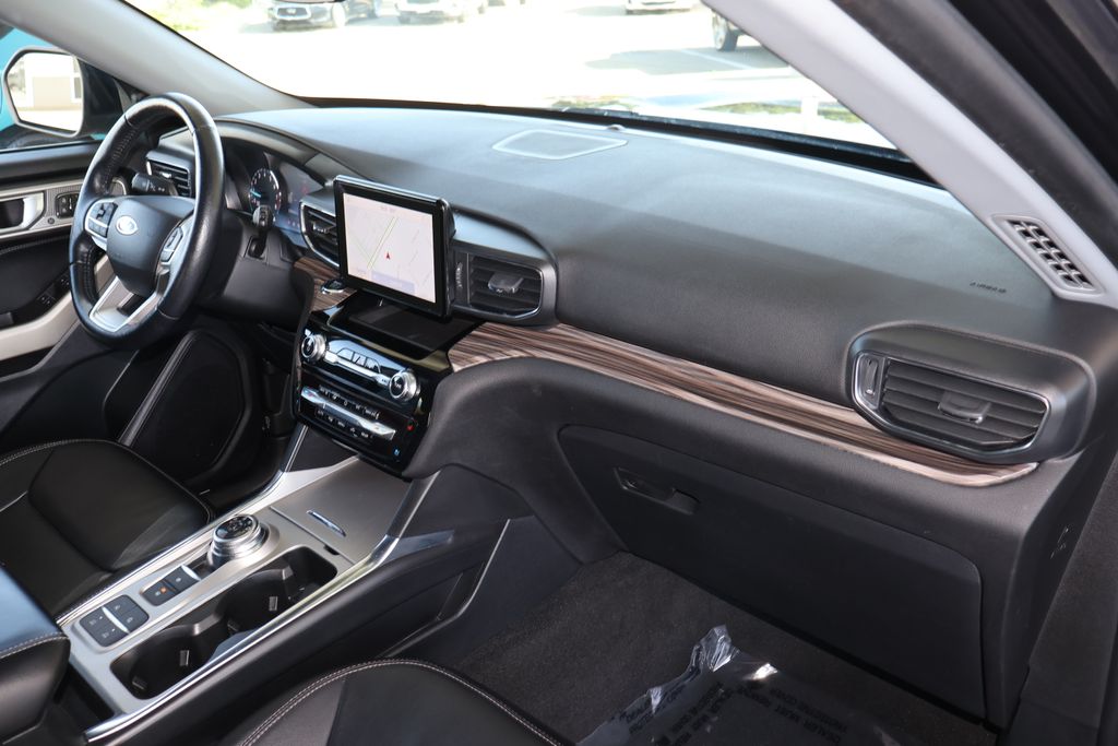 2022 Ford Explorer Limited 21