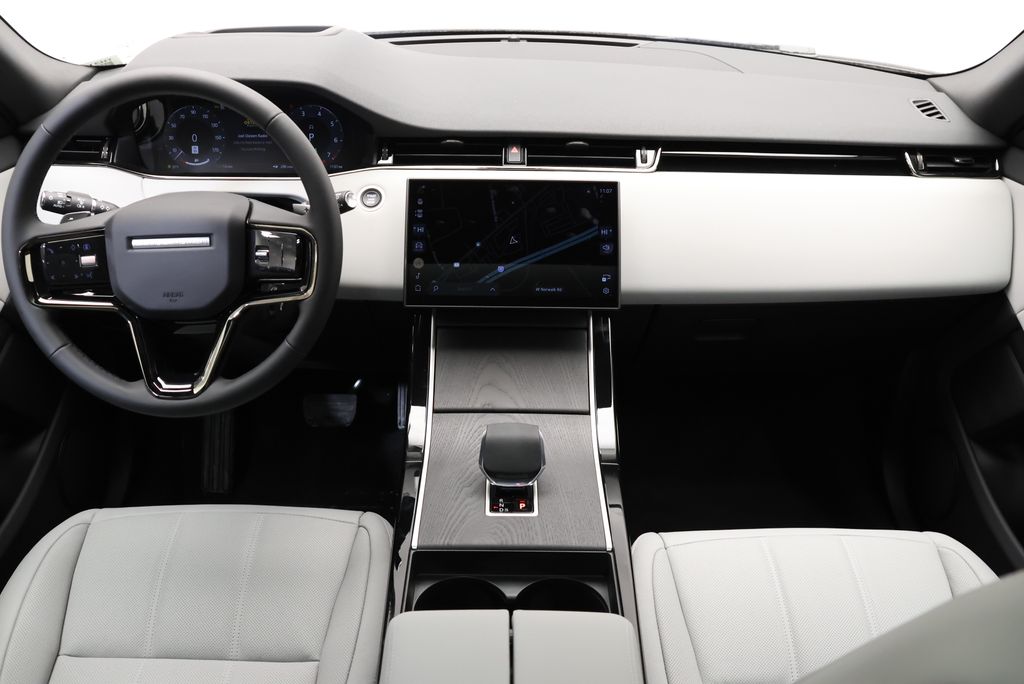 Thumbnail: 2026 Land Rover Range Rover Evoque - 16