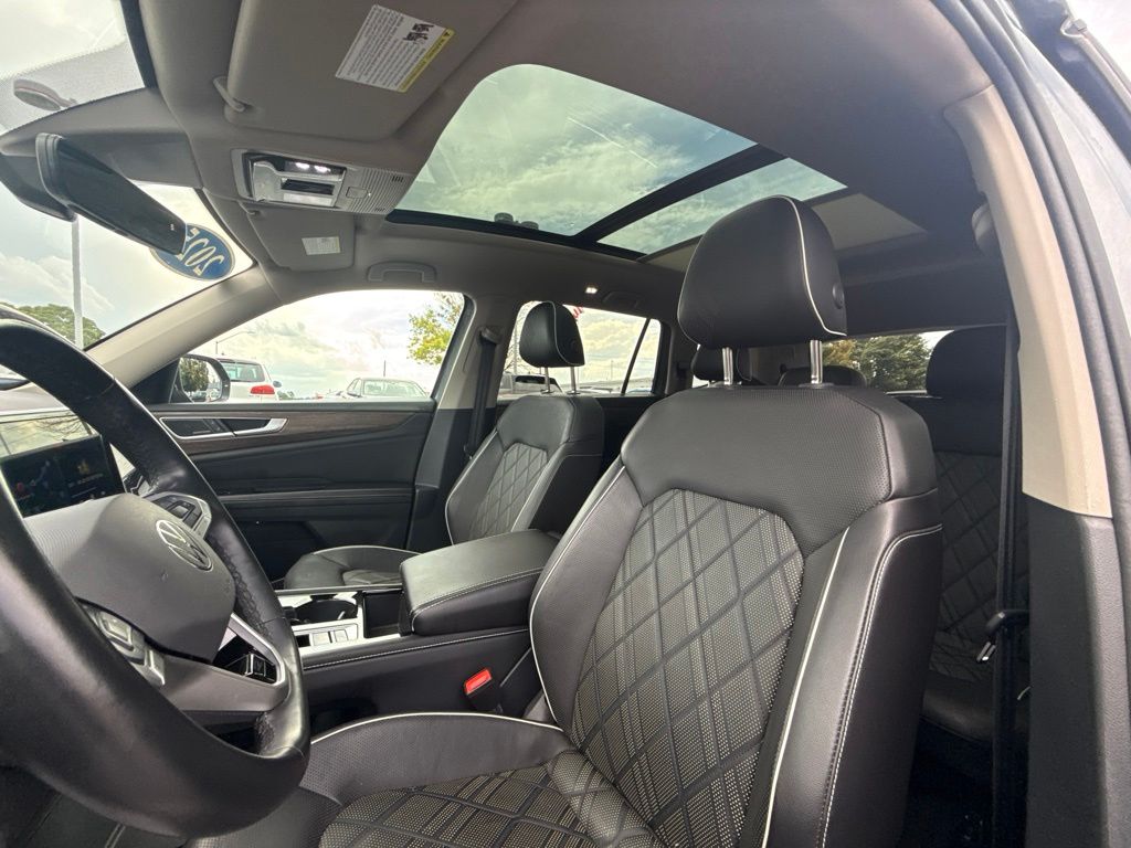 2025 Volkswagen Atlas 2.0T SEL Premium R-Line Gray at Subaru and VW of Moon Township