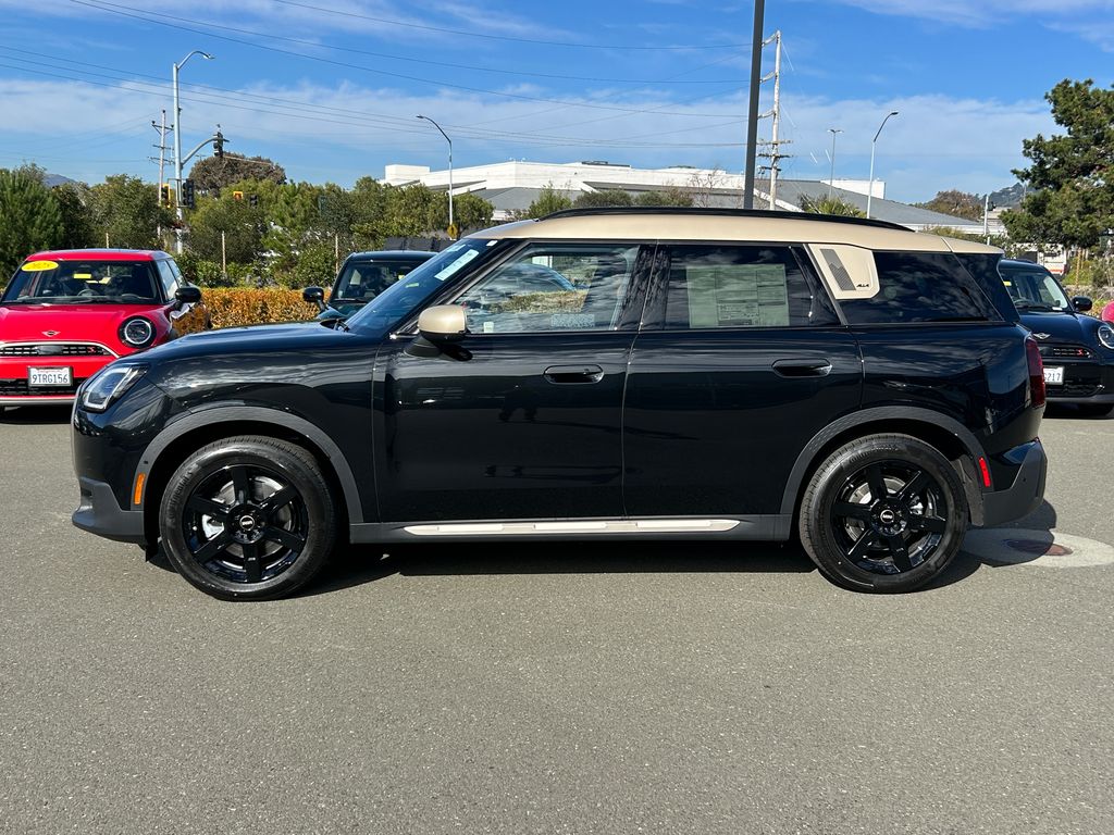 Thumbnail: 2026 MINI Cooper Countryman - 2