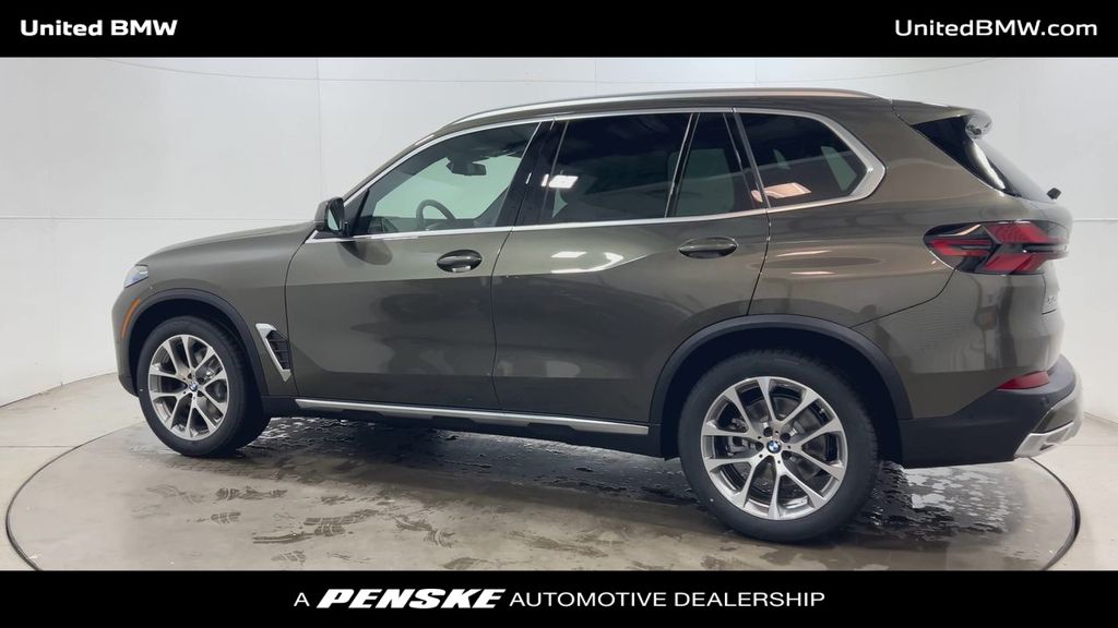 Thumbnail: 2026 BMW X5 - 6