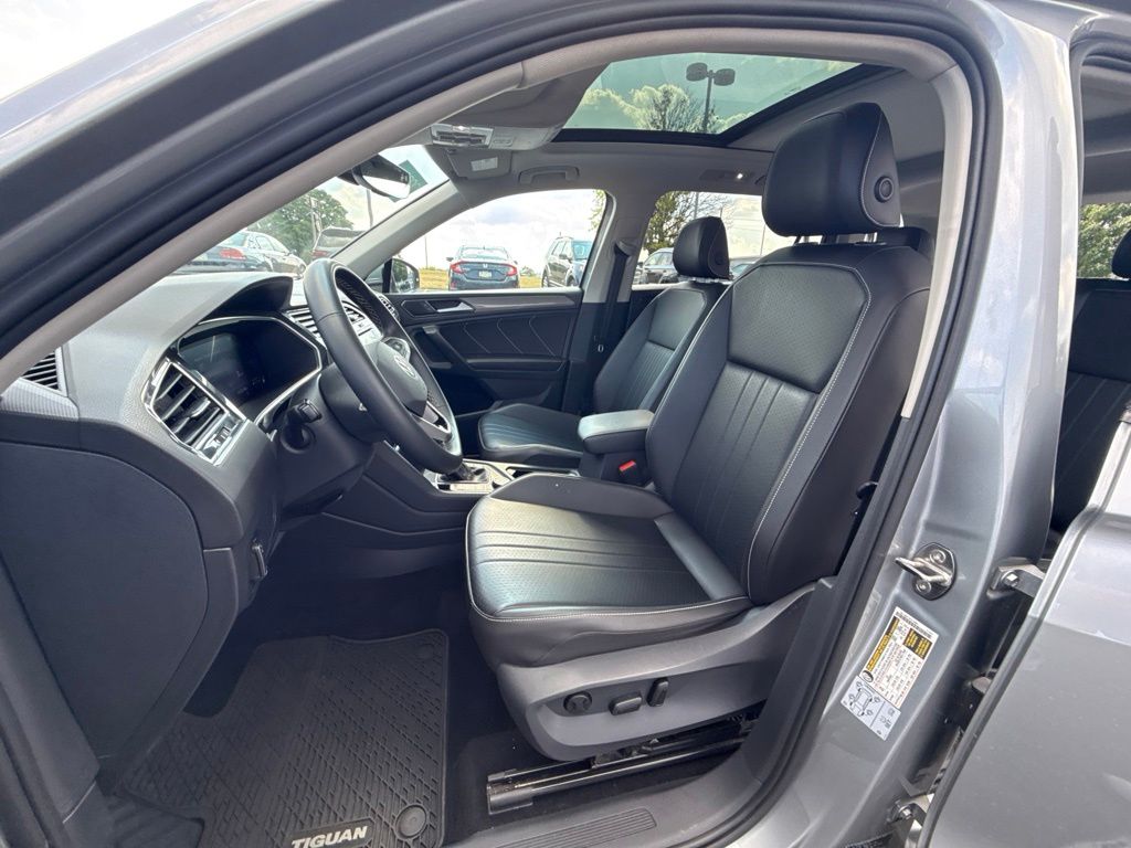 2022 Volkswagen Tiguan 2.0T SE Silver at Bob Ruth Ford