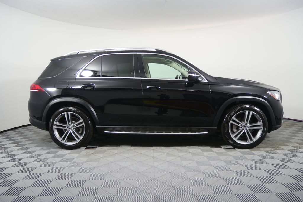 Thumbnail: 2022 Mercedes-Benz GLE - 2