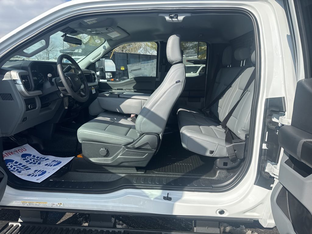 2026 Ford F-450 Chassis XL