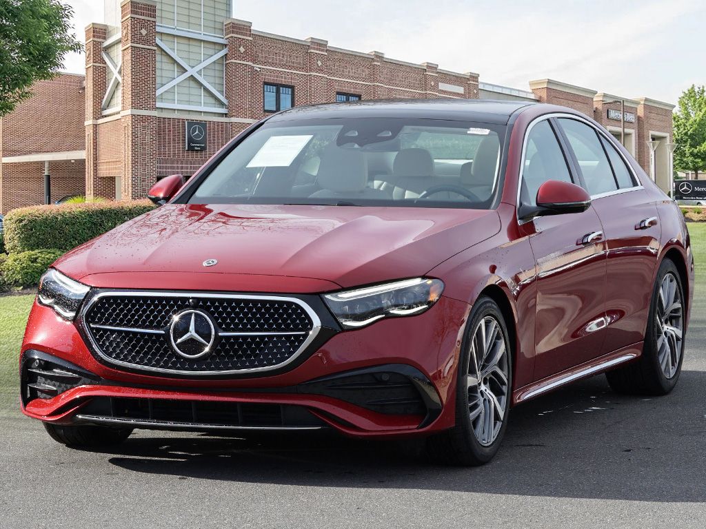 Thumbnail: 2025 Mercedes-Benz E-Class - 4