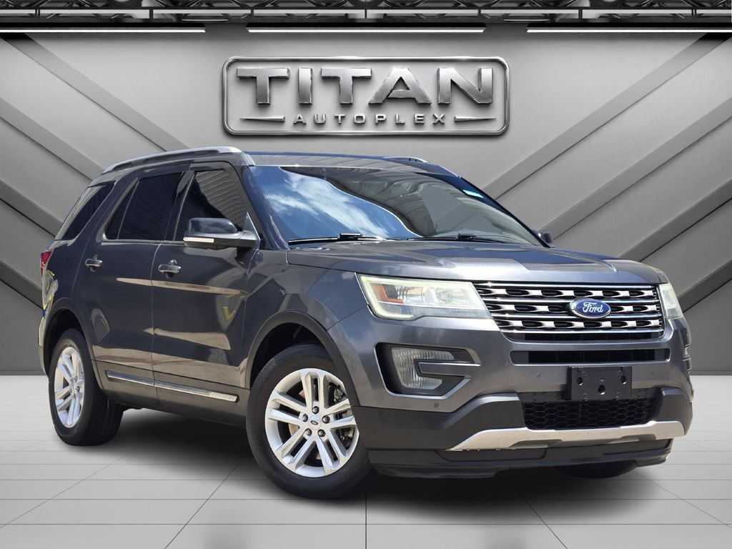 2016 Ford Explorer XLT FWD's photo