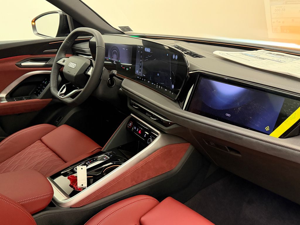 Thumbnail: 2026 Audi SQ5 - 9
