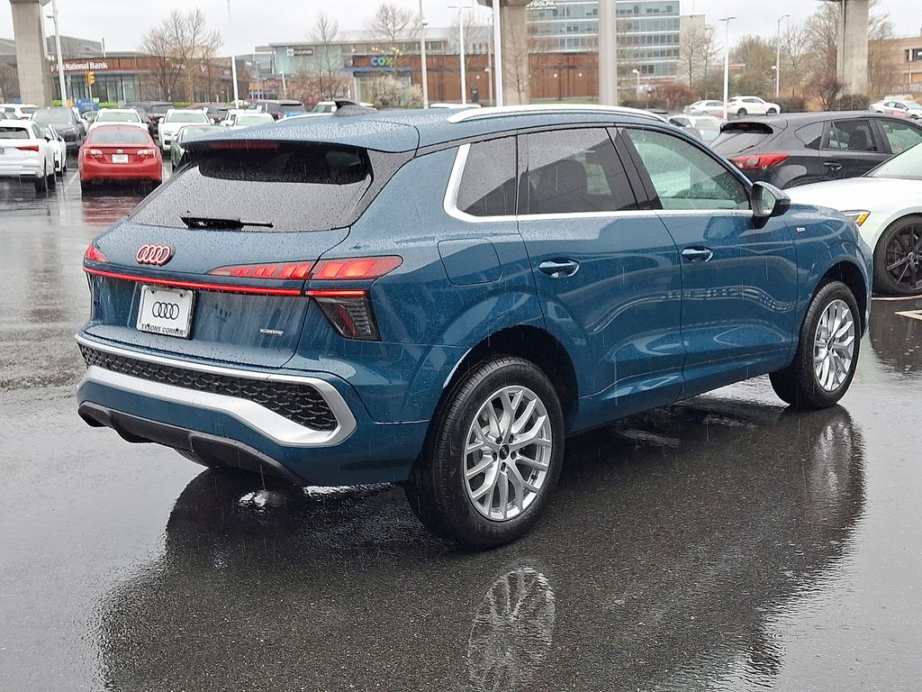 Thumbnail: 2026 Audi Q3 - 3