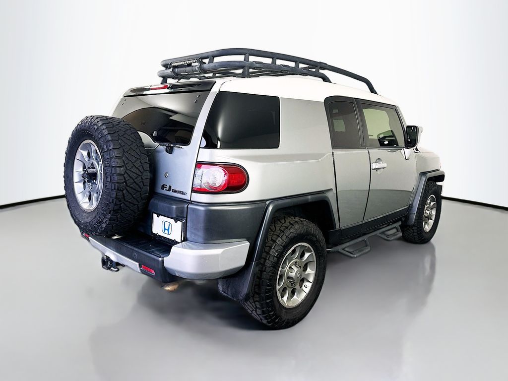 Thumbnail: 2012 Toyota FJ Cruiser - 5