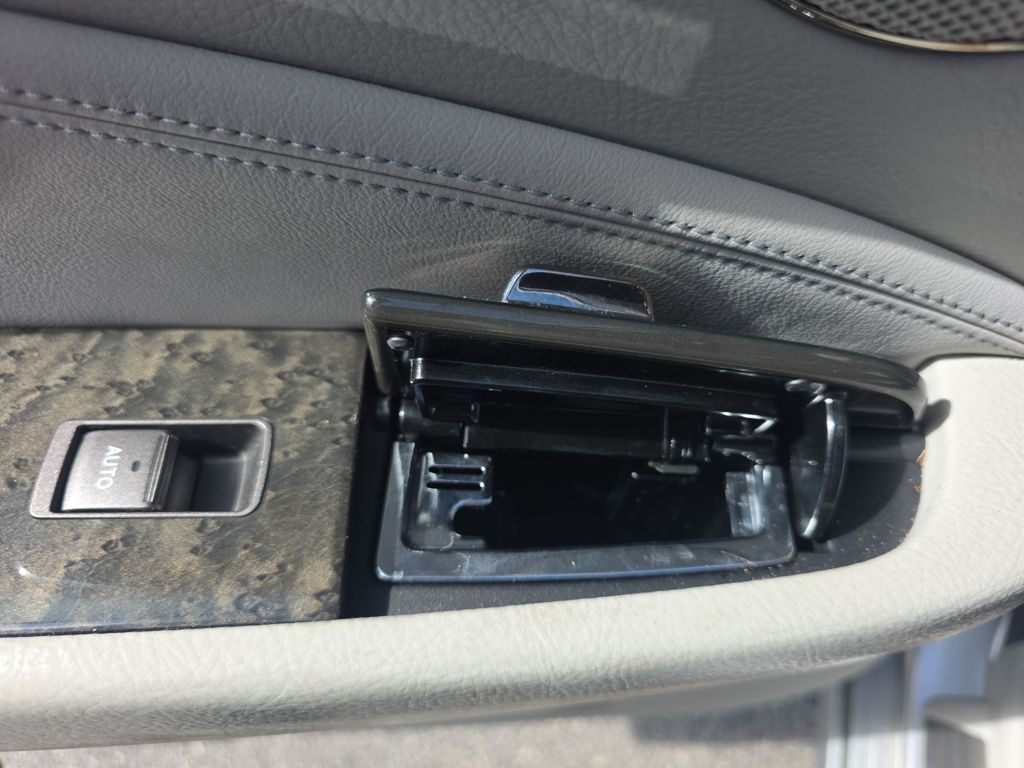 Used 2009  Lexus 460 image 46