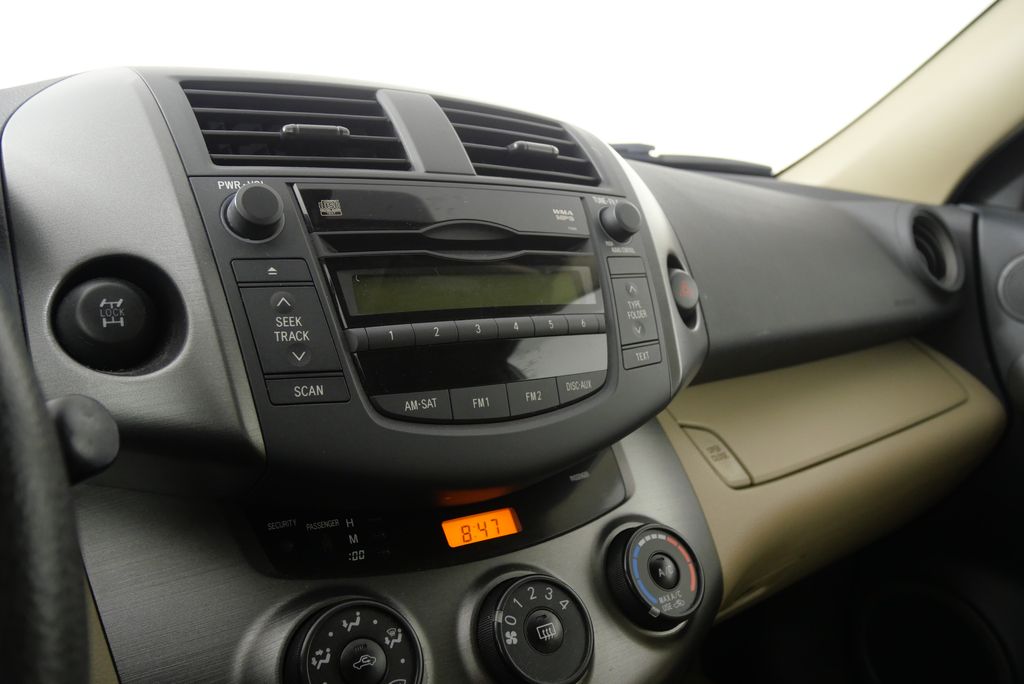 2011 Toyota RAV4  15