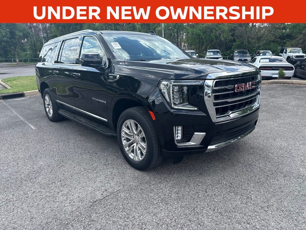 Onyx Black 2023 GMC Yukon XL SUV / Crossover Four-Wheel Drive 