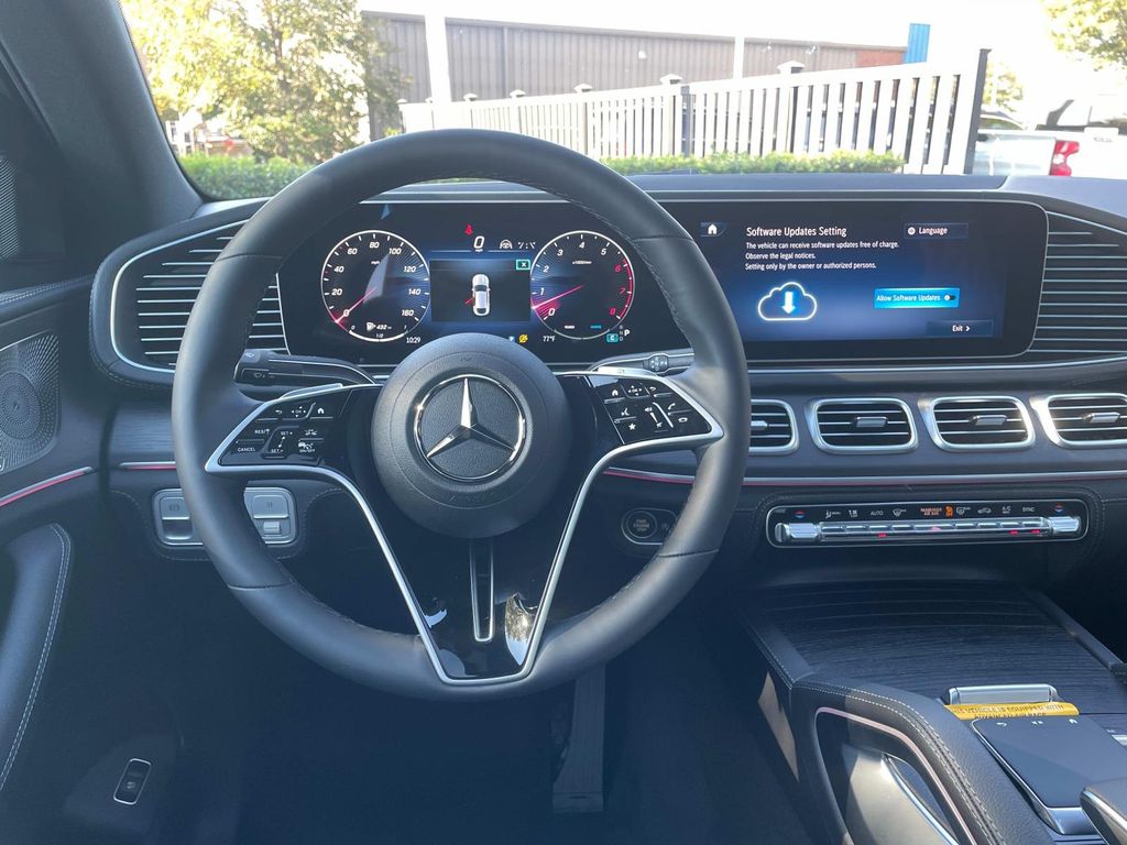 2025 Mercedes-Benz GLE 450 10