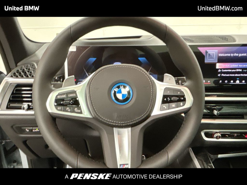 Thumbnail: 2026 BMW X5 - 14