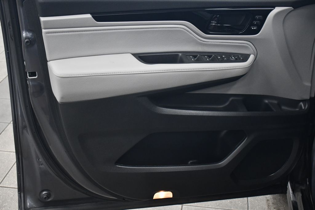 Thumbnail: 2024 Honda Odyssey - 16