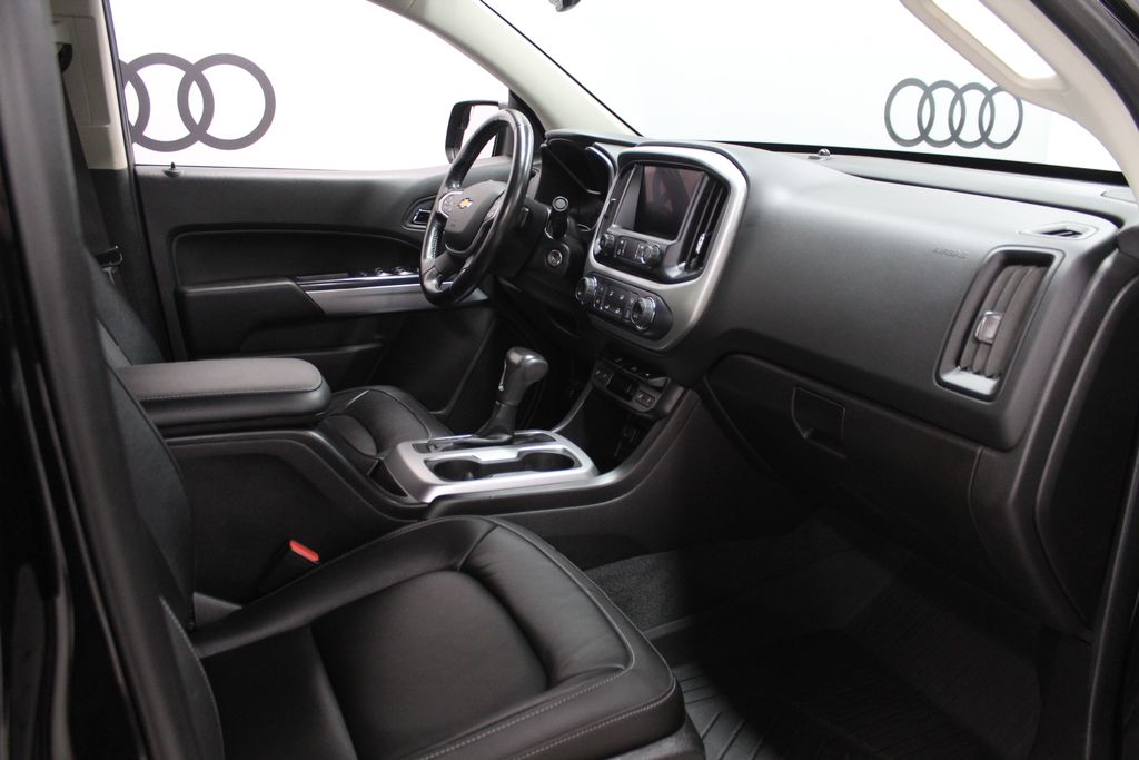 Thumbnail: 2021 Chevrolet Colorado - 22