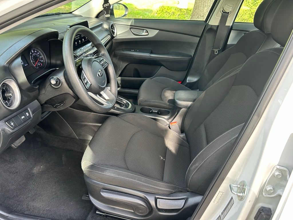 2021 Kia Forte LXS 13