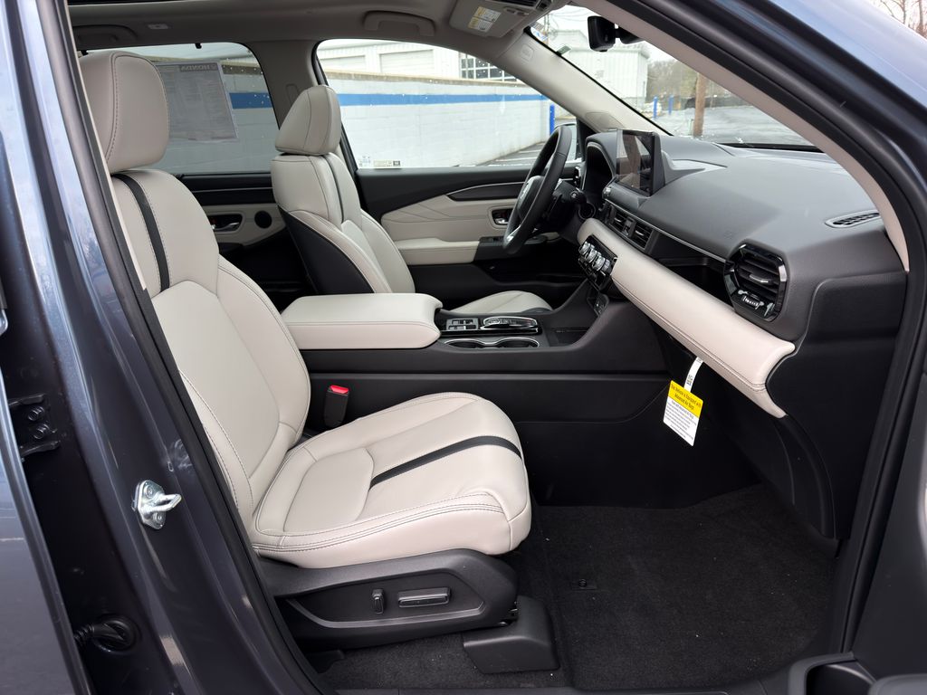 Thumbnail: 2026 Honda Pilot - 27