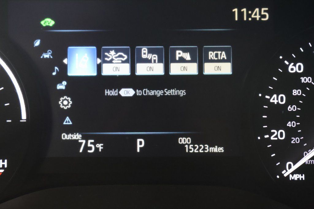 Thumbnail: 2024 Toyota Sienna - 18