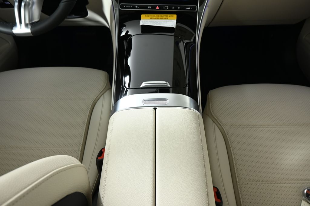 Thumbnail: 2026 Mercedes-Benz GLC - 18