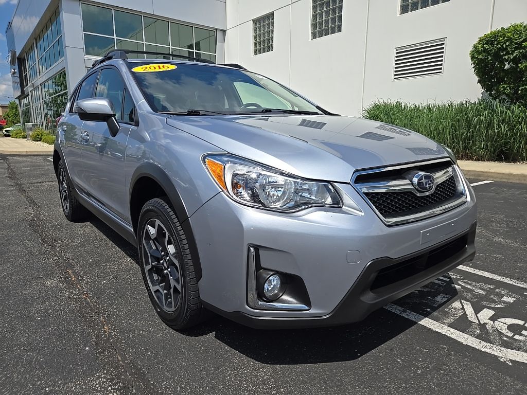 Thumbnail: 2016 Subaru Crosstrek - 9