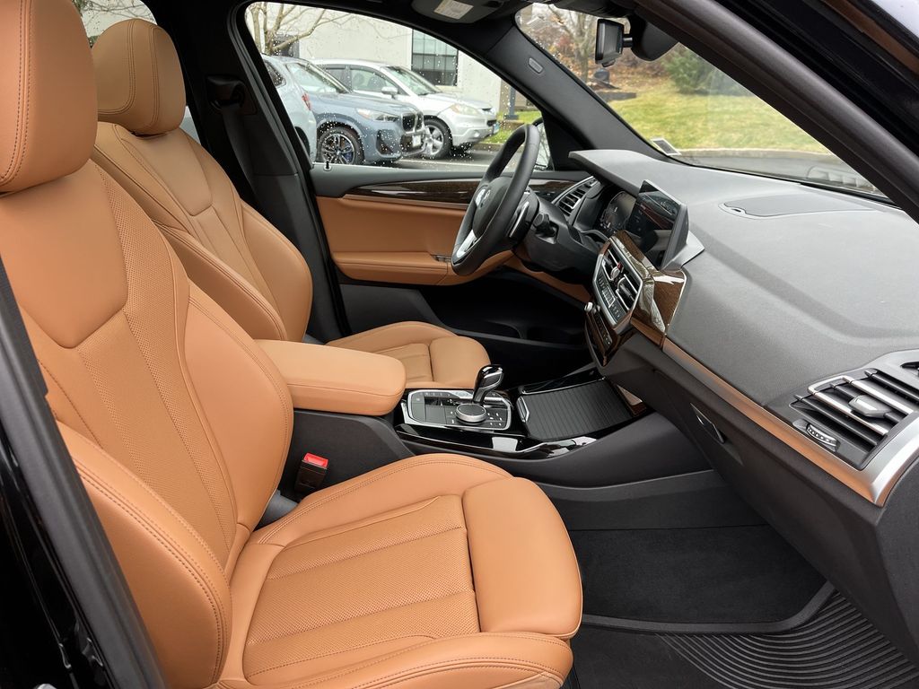 Thumbnail: 2023 BMW X3 - 26