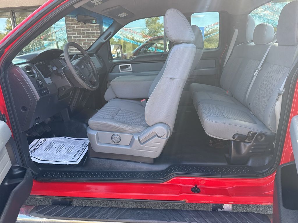 2011 Ford F-150 STX photo 3
