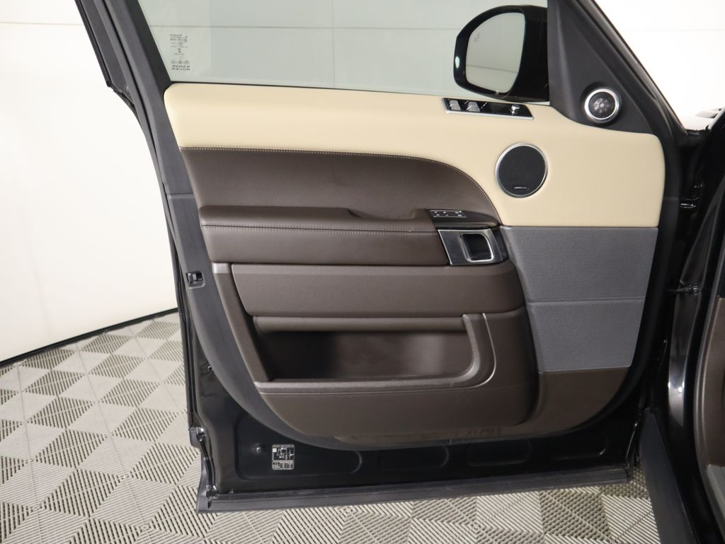 2022 Land Rover Range Rover Sport HSE 25