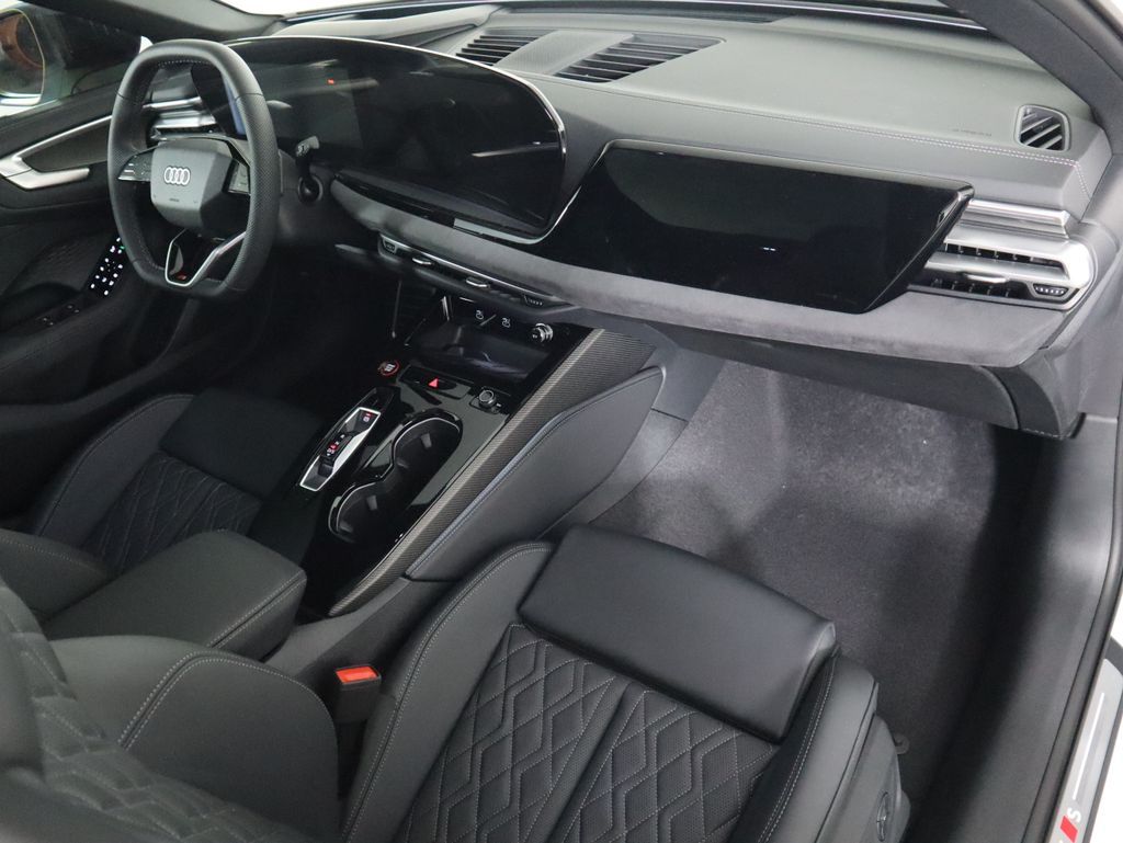 Thumbnail: 2025 Audi S5 - 19