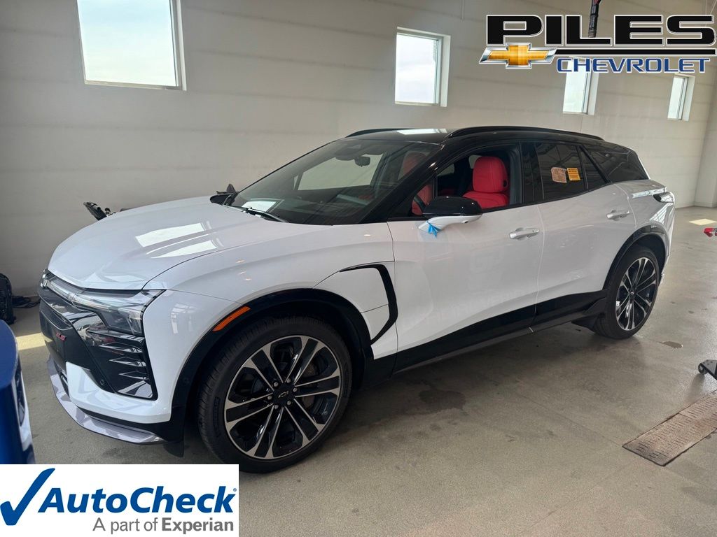 White 2026 Chevrolet Blazer EV SUV / Crossover All-Wheel Drive 1-Speed Automatic