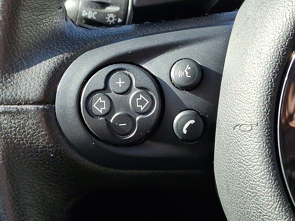 Thumbnail: 2016 MINI Cooper Countryman - 20