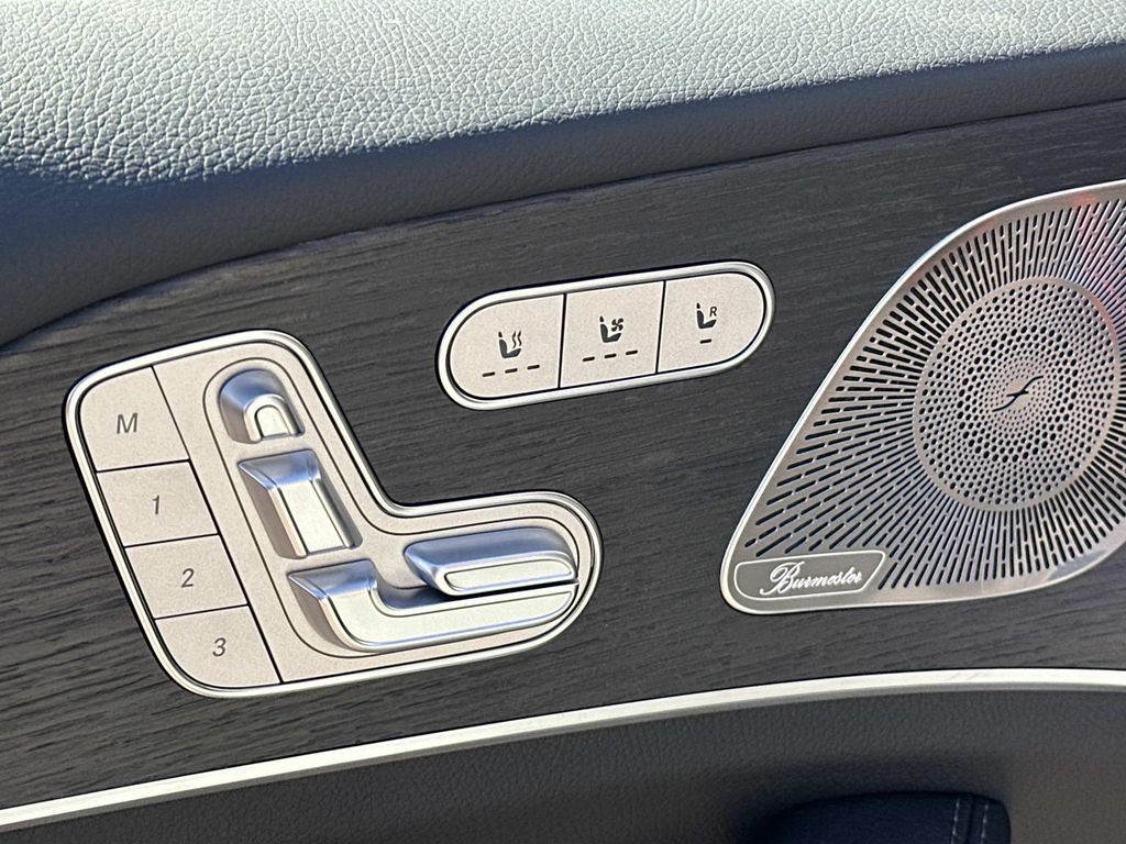 Thumbnail: 2026 Mercedes-Benz GLE - 17