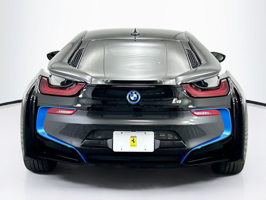 Thumbnail: 2020 BMW  - 6