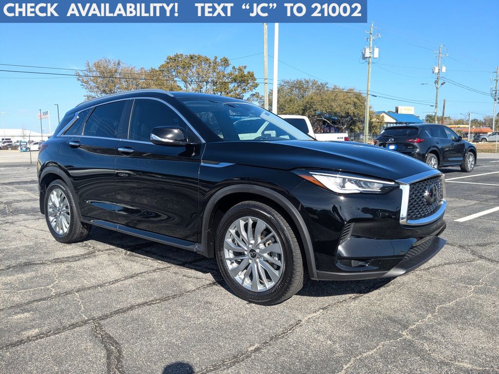 2023 INFINITI QX50 LUXE