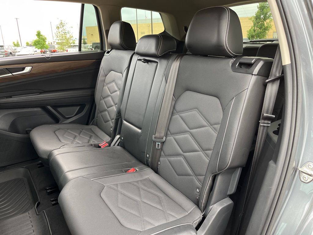 2024 Volkswagen Atlas SE 26