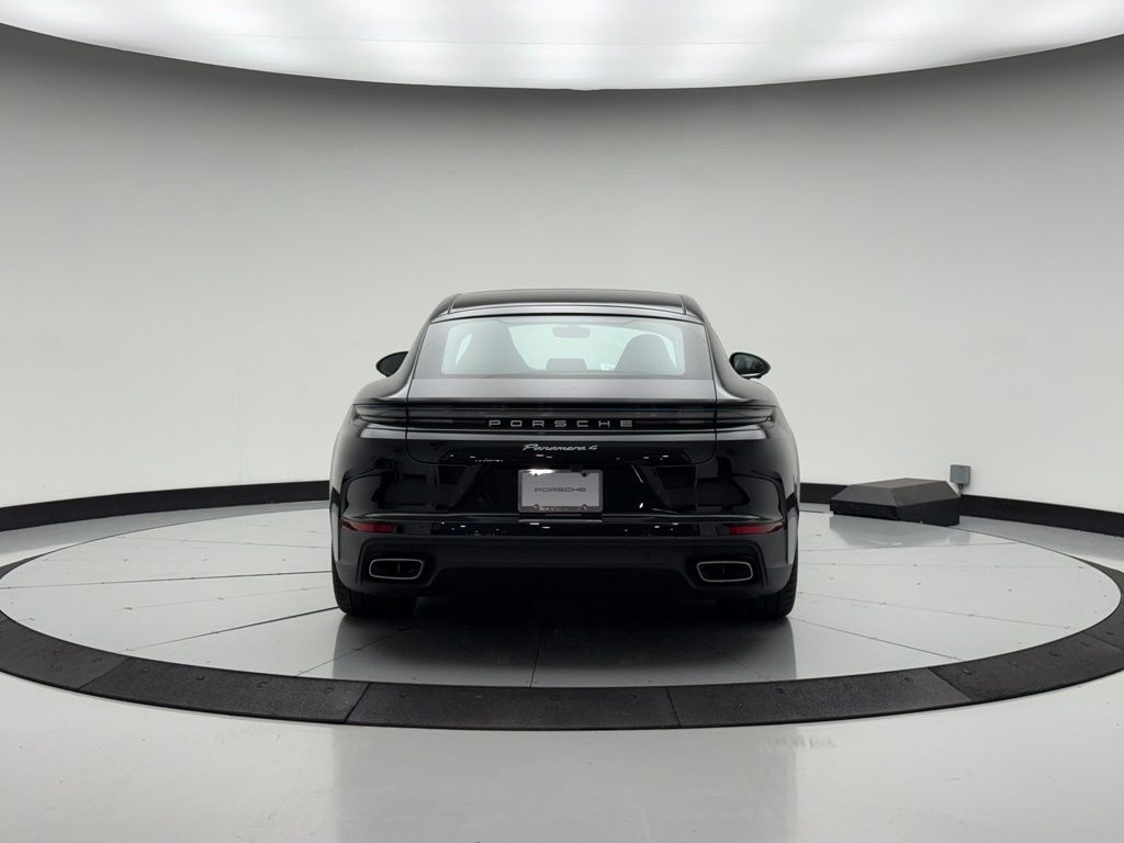 Thumbnail: 2026 Porsche Panamera - 8