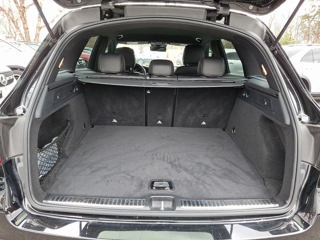 Thumbnail: 2022 Mercedes-Benz GLC - 29