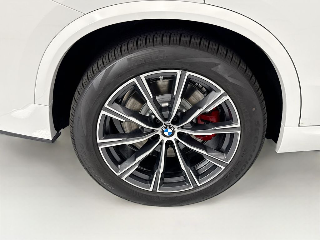 Thumbnail: 2026 BMW X5 - 32