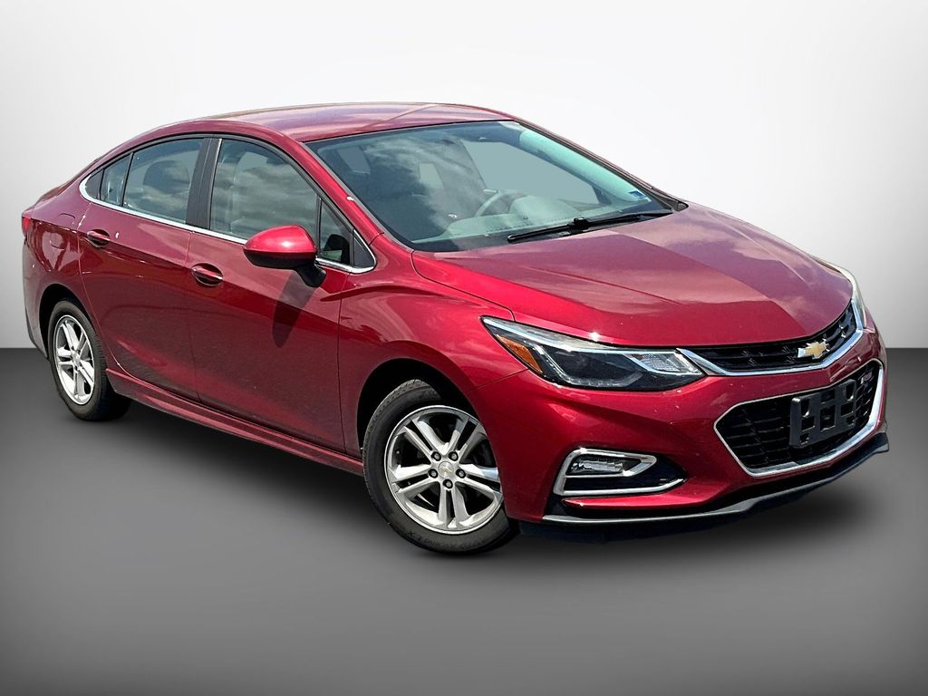 Cajun Red Tintcoat 2017 Chevrolet Cruze LT Sedan FWD Sedan Front-Wheel Drive 6-Speed Manual