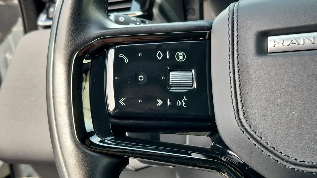 2025 Land Rover Range Rover Velar