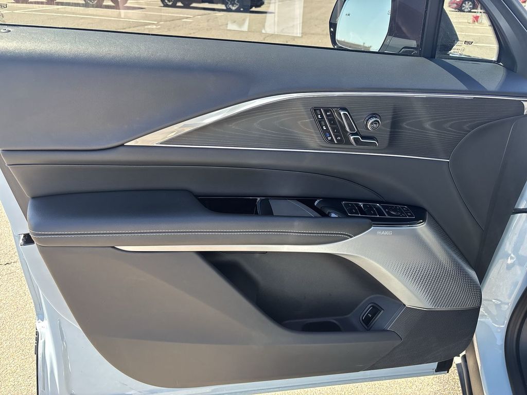 Used 2024 Cadillac LYRIQ SUV