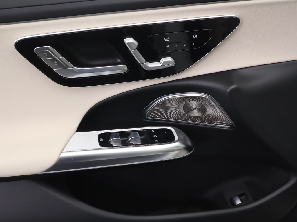 Thumbnail: 2026 Mercedes-Benz E-Class - 25