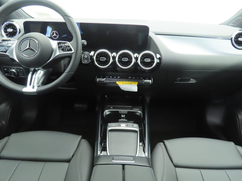 Thumbnail: 2025 Mercedes-Benz GLA - 14