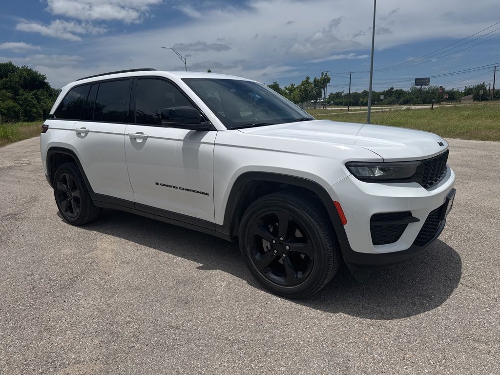 Used Car 2023 Jeep Grand Cherokee  Altitude X For Sale Under $30,000 In Taylor, Texas